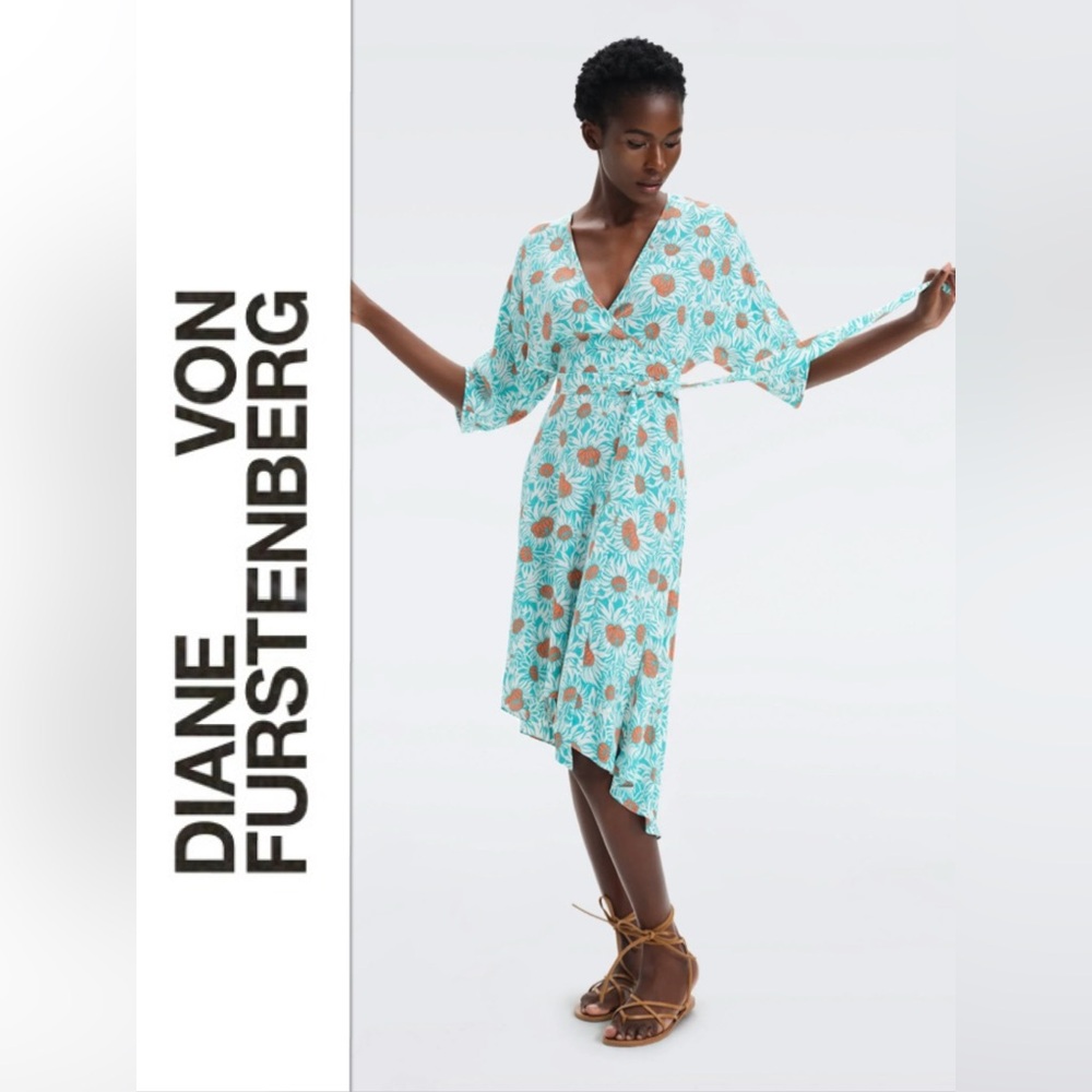 Diane Von Furstenberg Asymmetrical faux Wrap Dress with 3/4 Sleeves